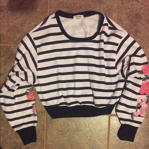 Medium cropped garage sweater